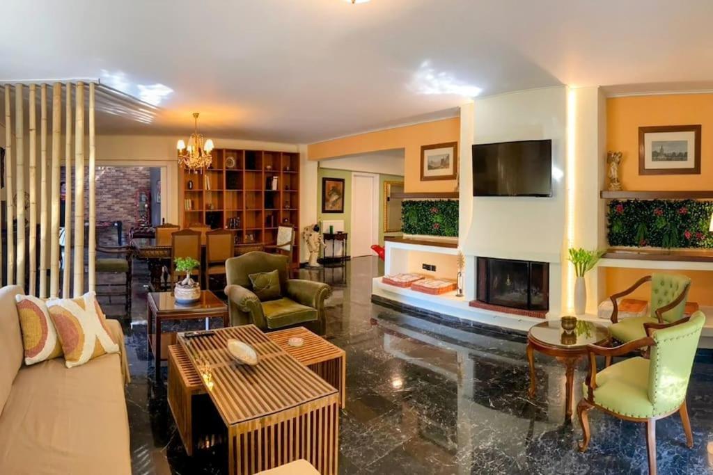 Sarakin'S Mansion Luxury Retreat Apartment Athens Exterior photo